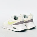 ウィメンズ エアマックス ニュアクシス IB8916-133 スニーカー