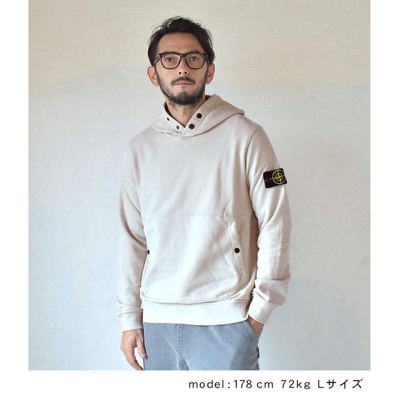 ストーンアイランド STONE ISLAND プルオーバーフーディ