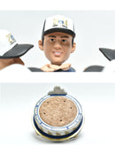 LOS ANGELES DODGERS 2024 WORLD SERIES CHAMPIONS TROPHY SPINNER MINI BOBBLEHEAD SCENE BHMB24WSPLSPNHMNLD ボブルヘッド