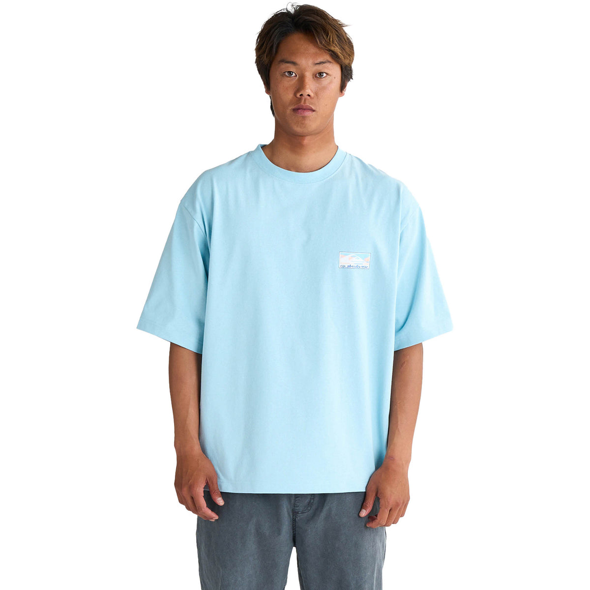 バックスタイルもぬかりなく\tDior\tスラブコットンTシャツ バックスタイルもぬかりなく	Dior	スラブコットンTシャツ
