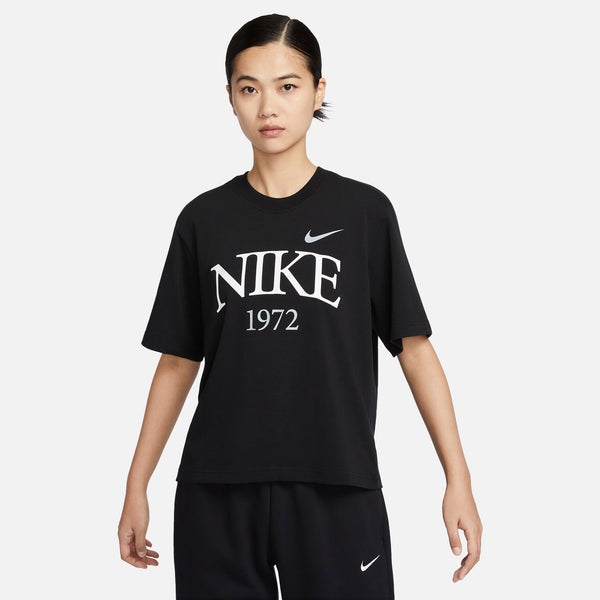 NSW クラシックス ボクシー 半袖Tシャツ FQ6601 半袖Tシャツ 1カラー