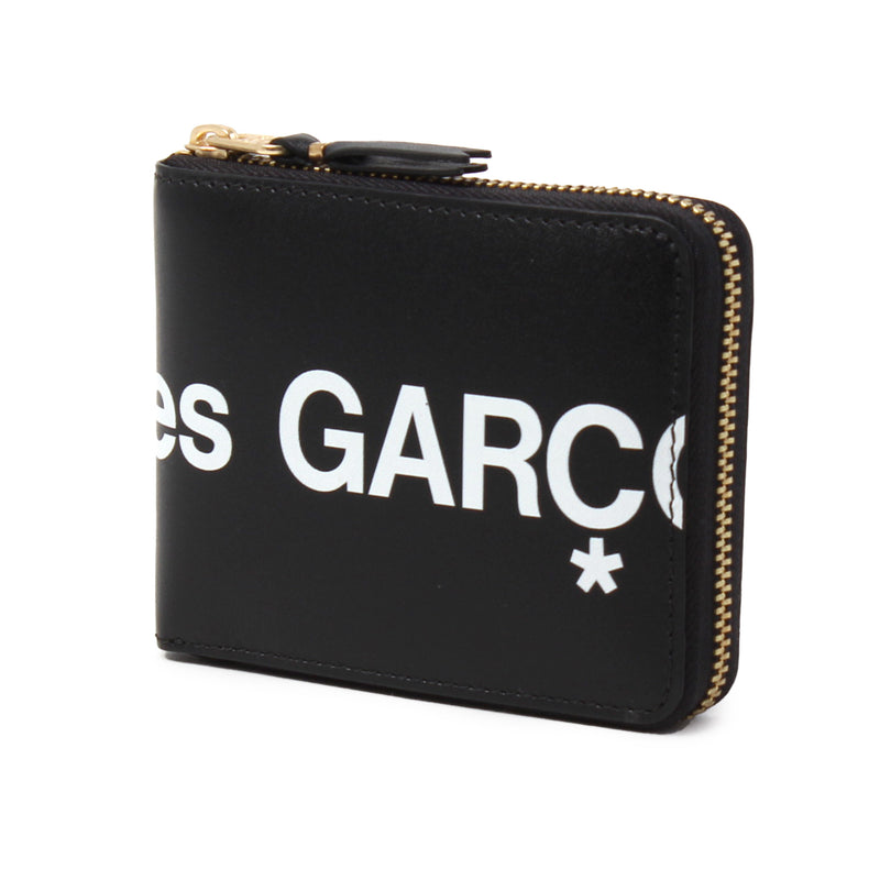 COMME des GARCONSコムデギャルソンコンパクト財布 A compact and extremely easy-to-use Comme des Garcons wallet