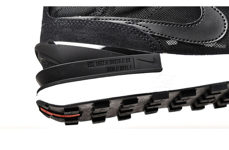 ナイキ NIKE ワッフル ワン DA7995 ランニングシューズ 1カラー