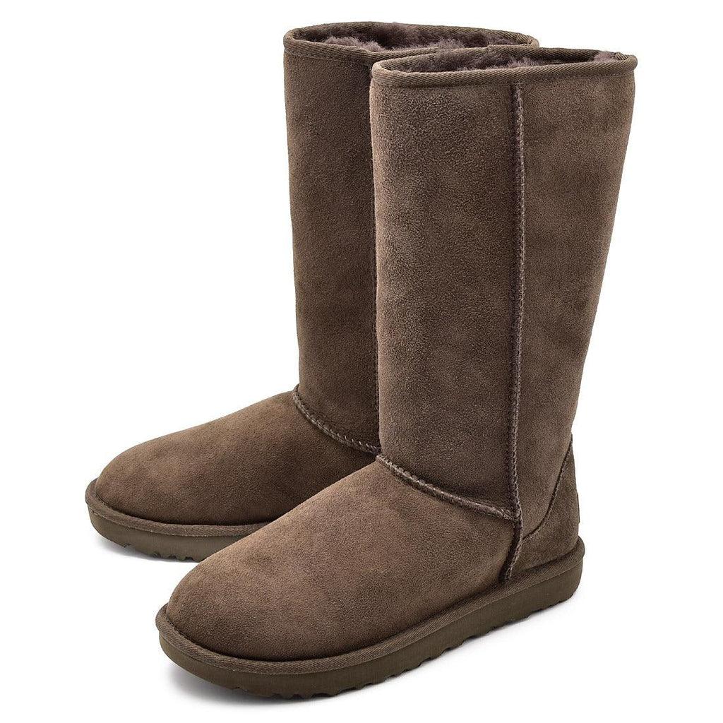 ブーツ新品 UGG クラシックトール チョコレート US8 25cm