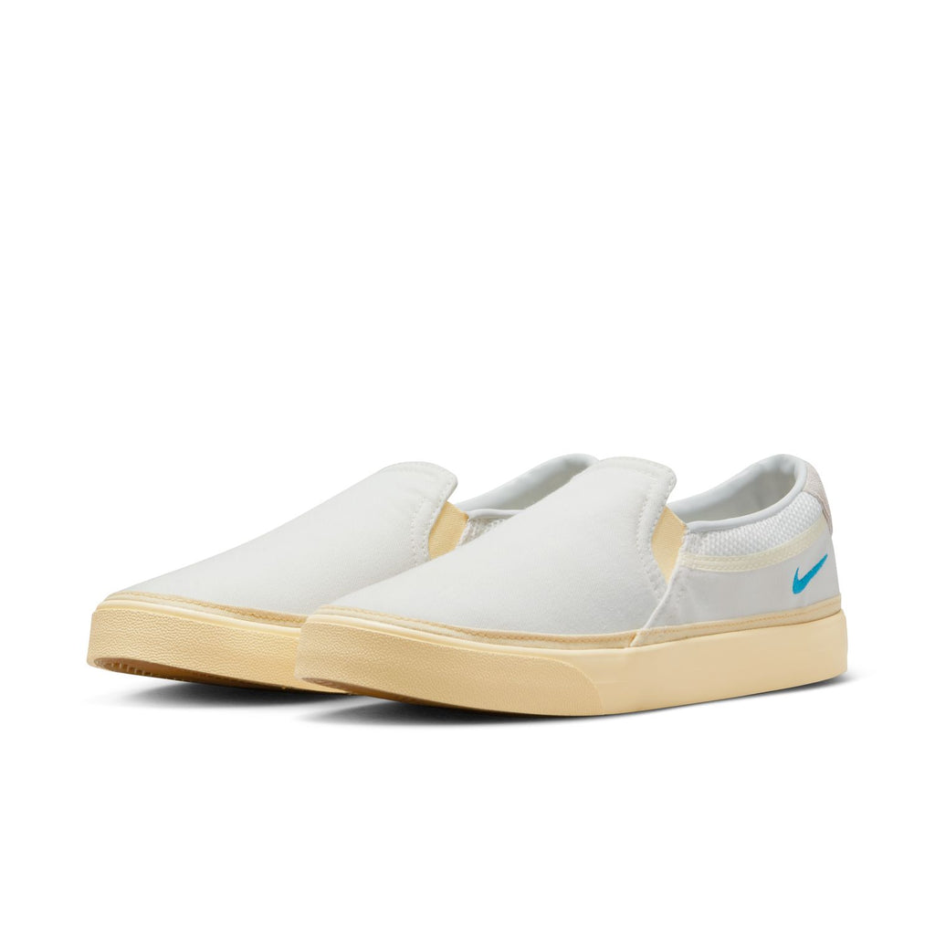 NIKE スリッポン(美品)
